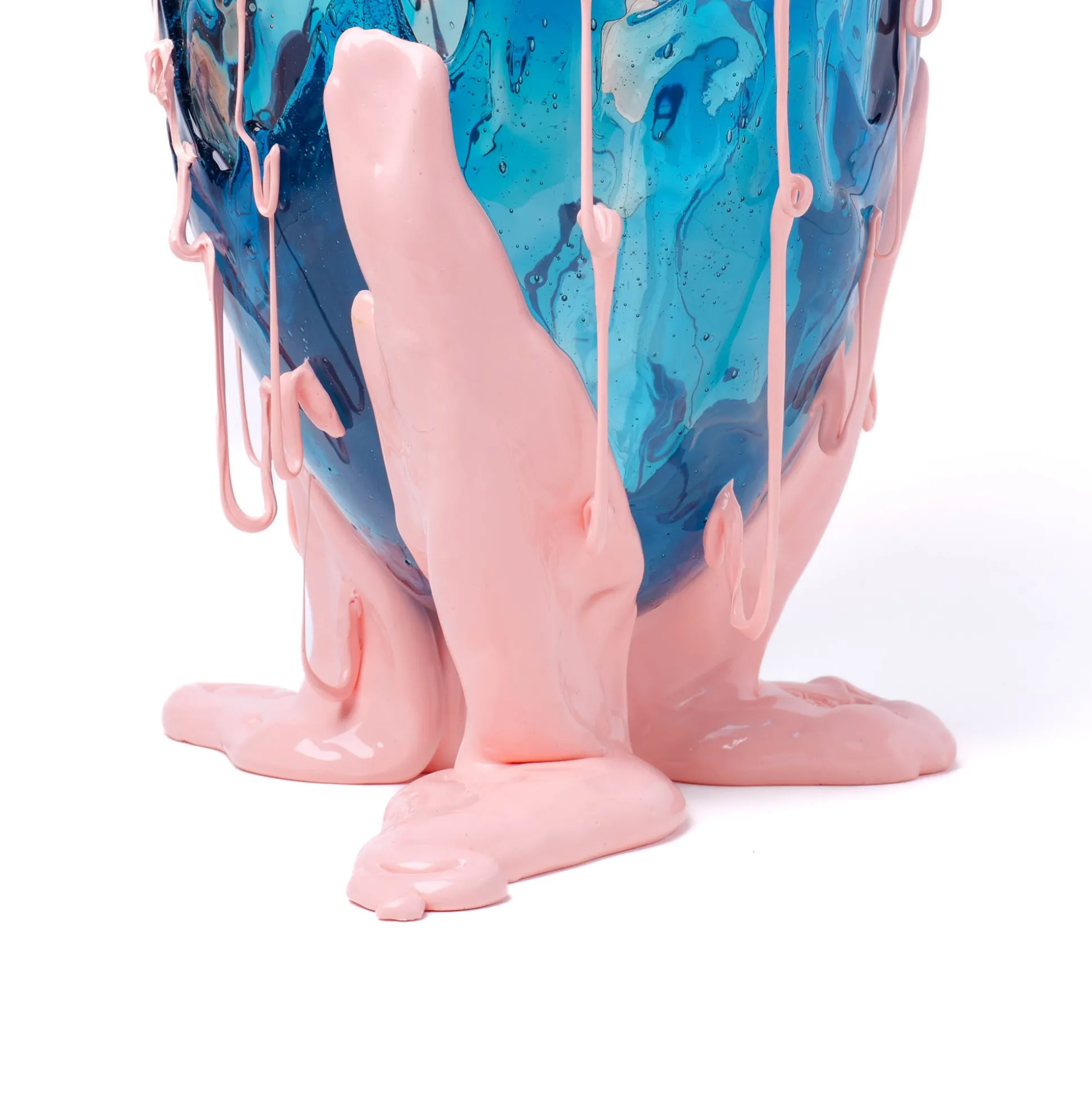 clear_special_vase_extra__4.webp Clear Special Vase Extra Colour - Clear Emerald, Light Ruby, Matt Salmon