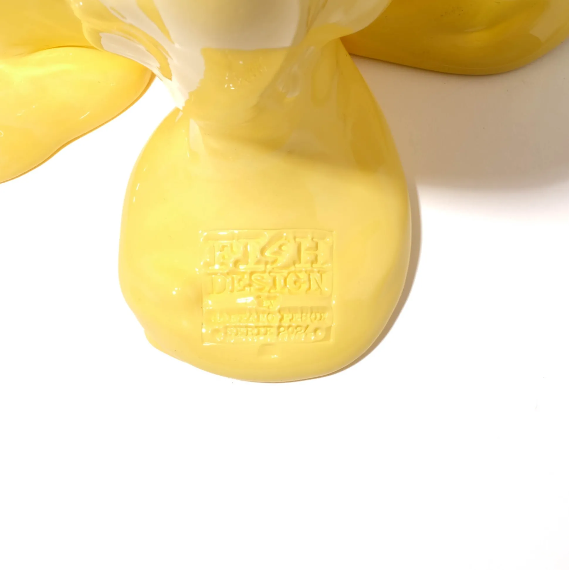 clear_vase_extra_colour___3-1.webp Clear Vase Extra Colour - Clear Bottle Green, Clear Light Ruby And Matt Pastel Yellow