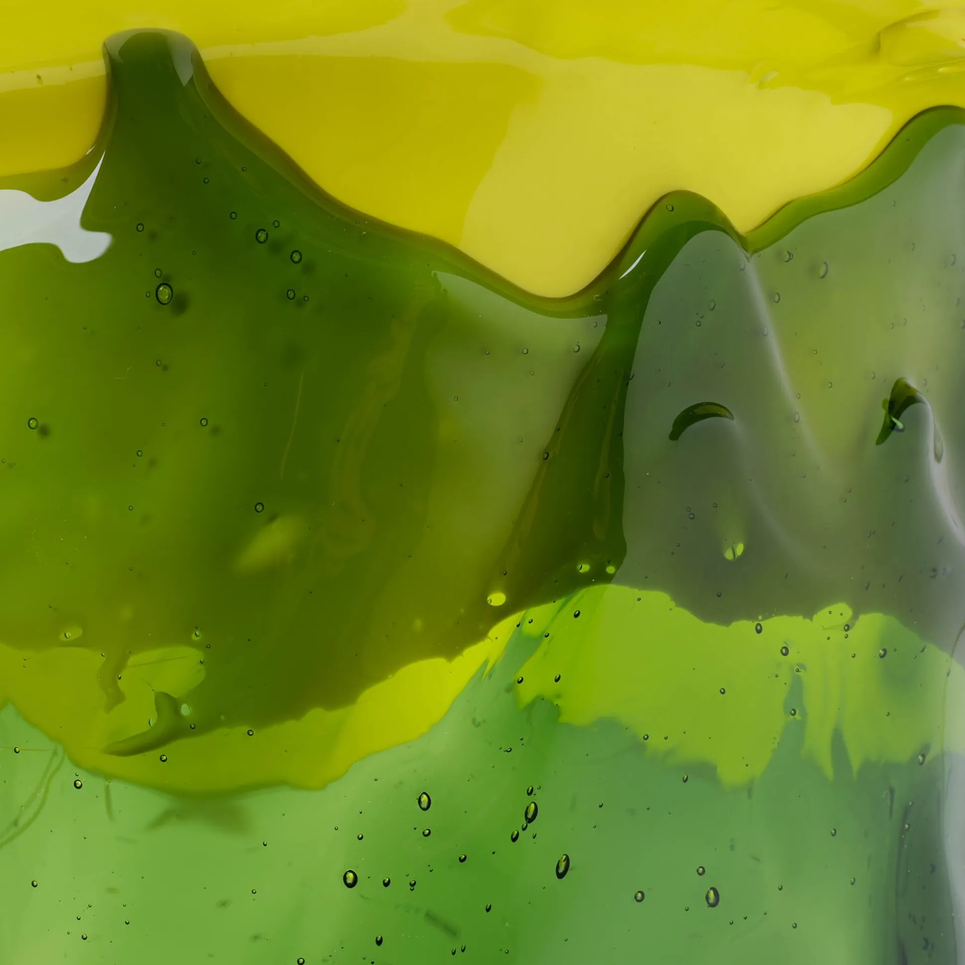 flower_vase__fluo_yellow__8.webp Flower Vase - Fluo Yellow, Clear Bottle Green, Fuchsia