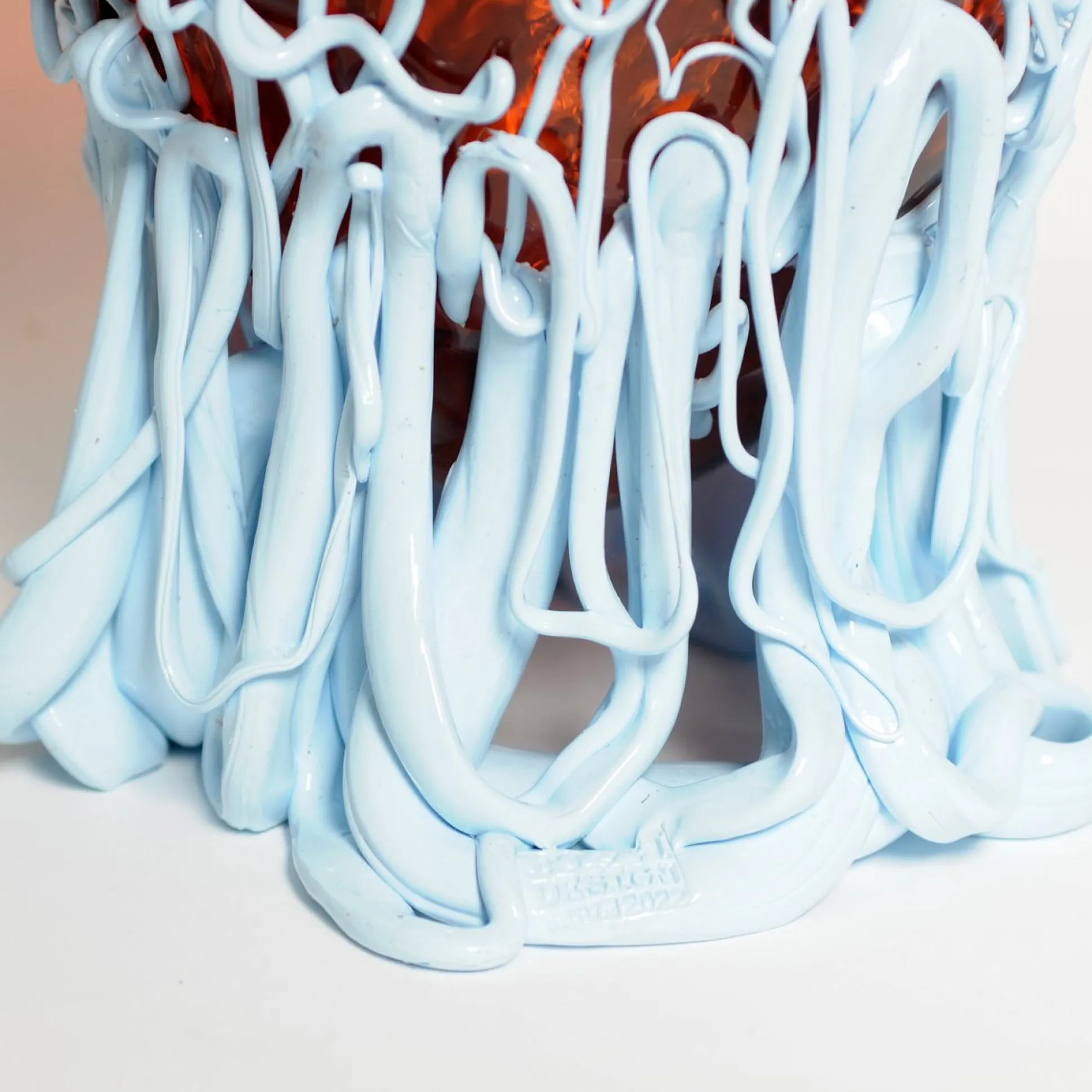 medusa_vase__clear_dark_r_3.webp Medusa Vase - Clear Dark Ruby And Matt Pastel Blue