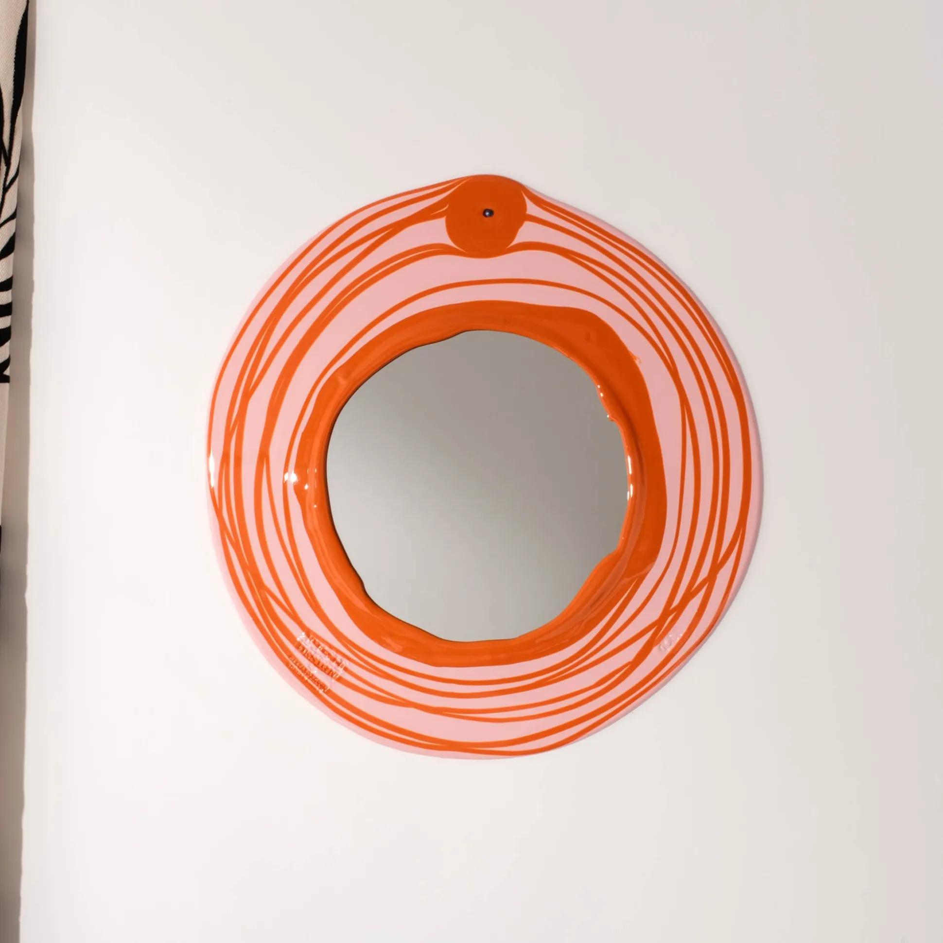 mirror__matt_salmon_pumpk_6.webp Mirror - Matt Salmon, Pumpkin