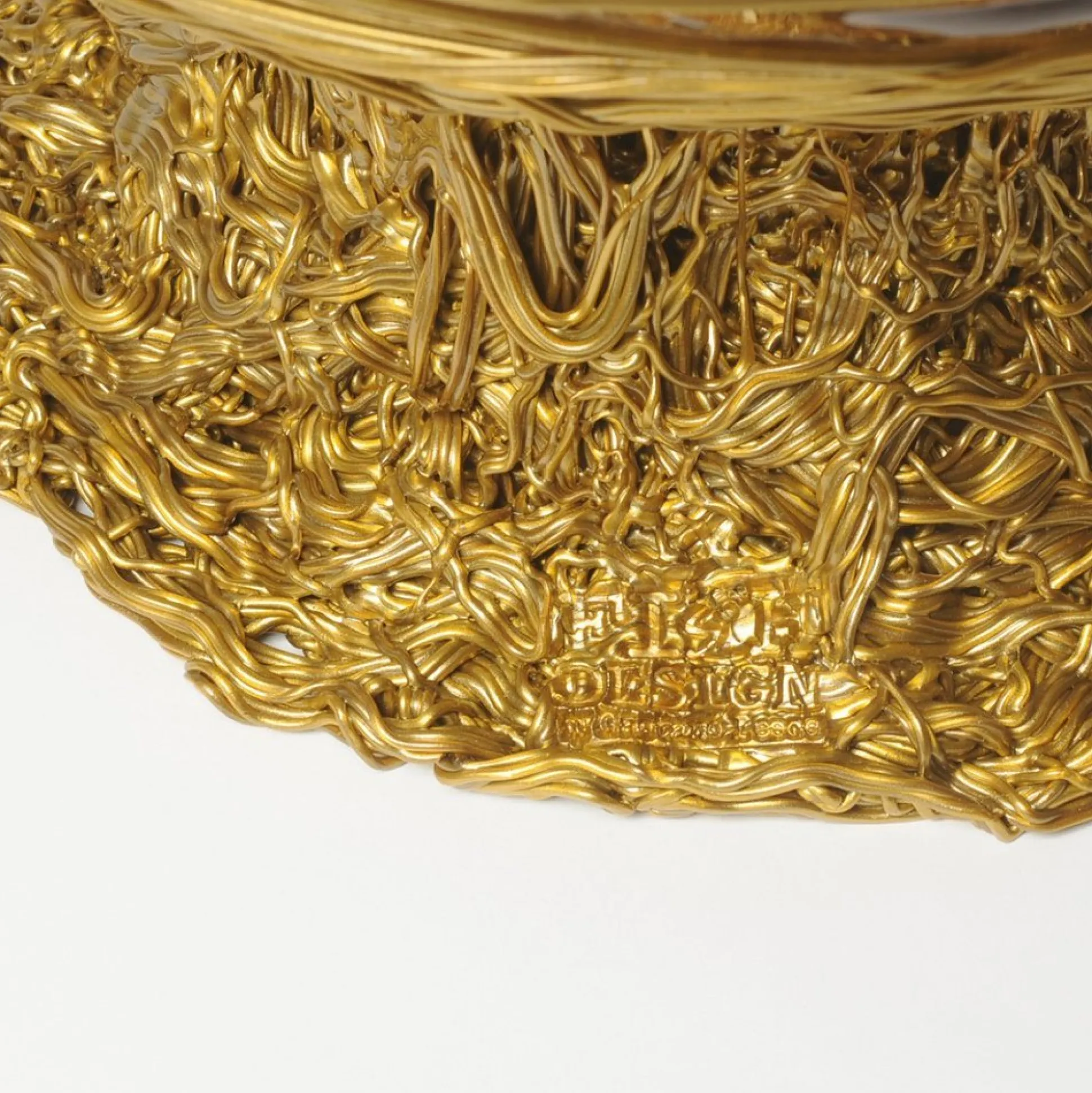 ogiva_vase__clear_and_gol_2.webp Ogiva Vase - Clear And Gold