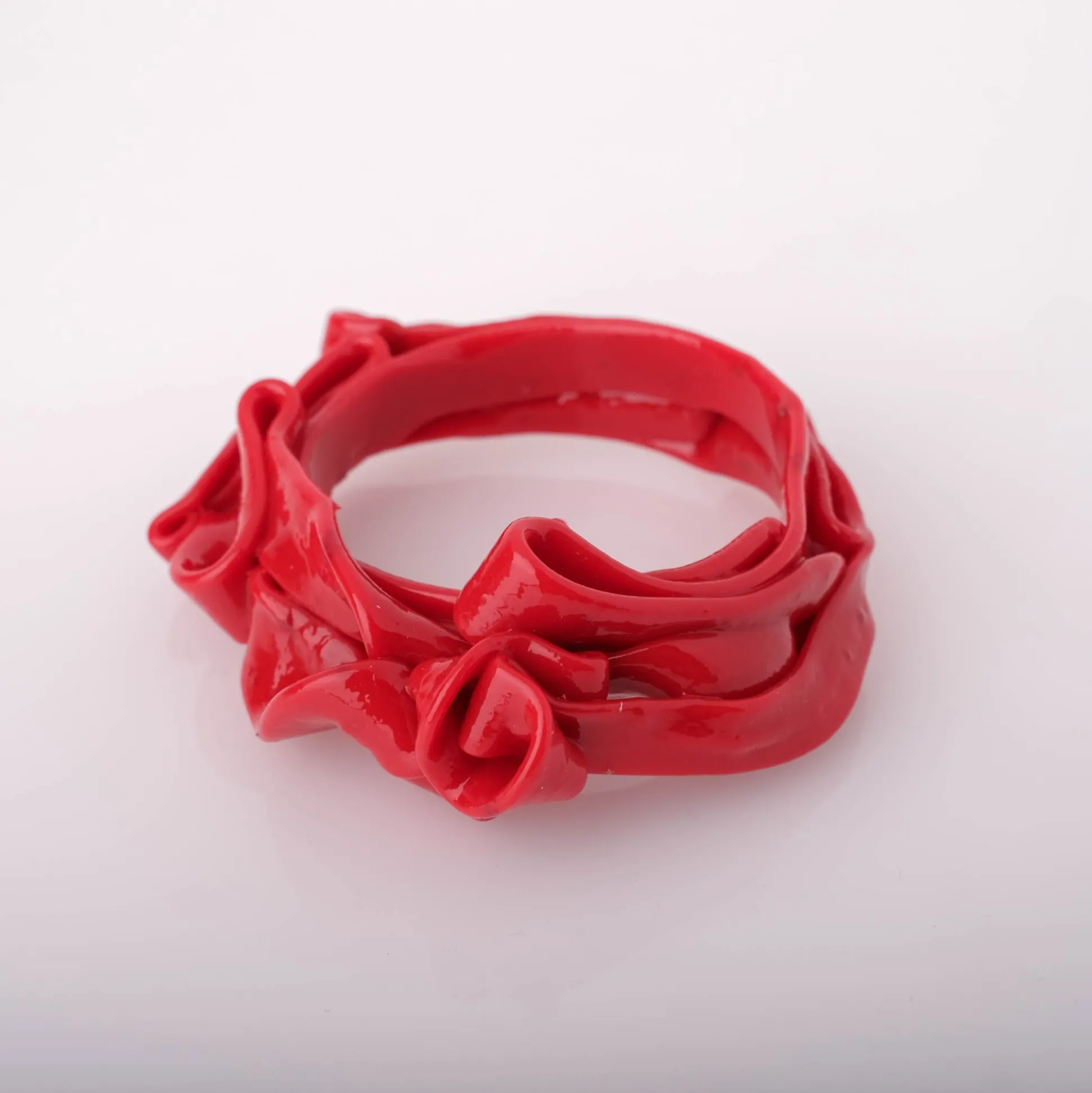 ribbon_bracelet__matt_cor_1.webp Ribbon Bracelet - Matt Coral Red