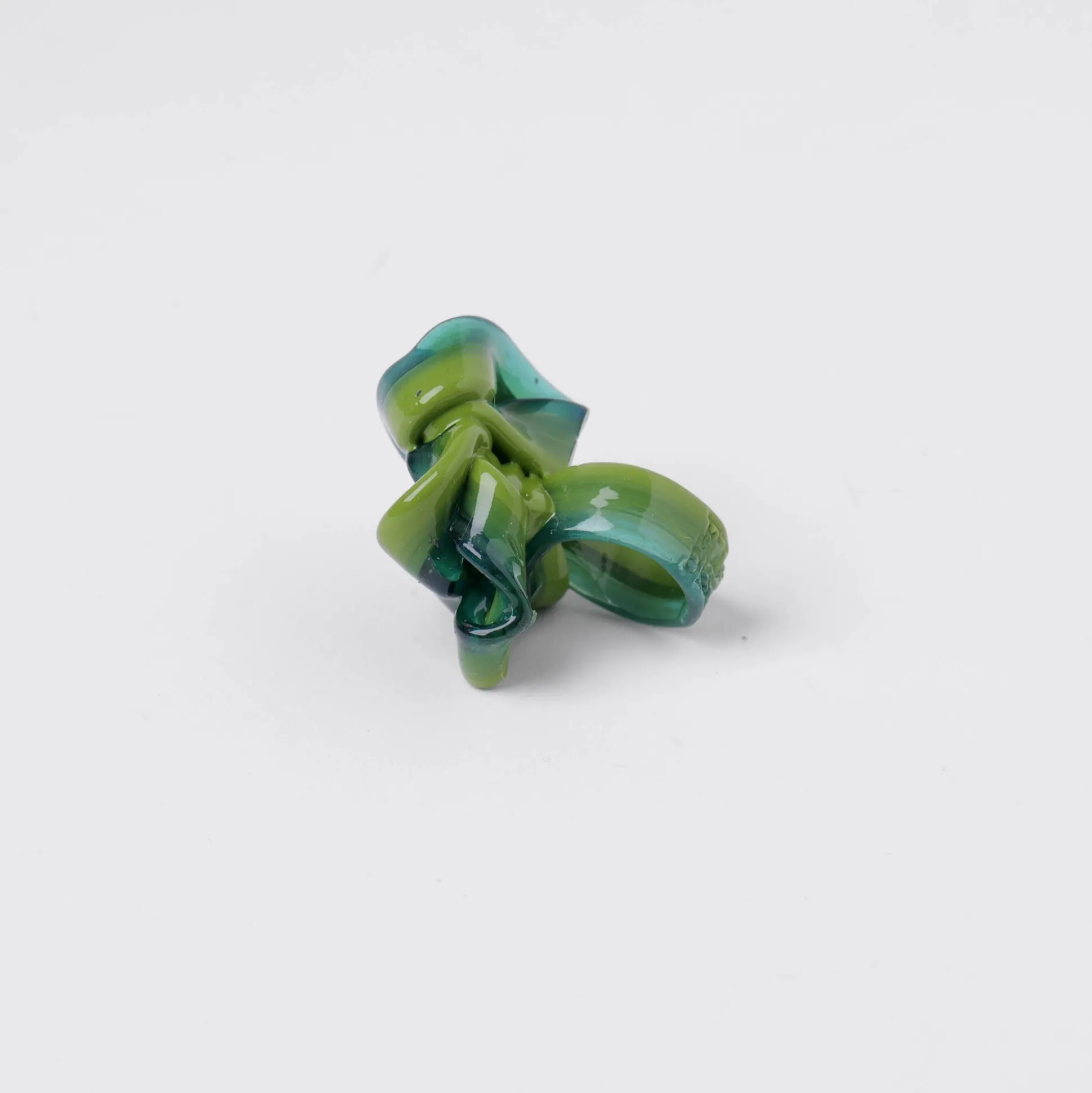 ribbon_ring__matt_green_a_1-1.webp Ribbon Ring - Matt Green And Clear Emerald