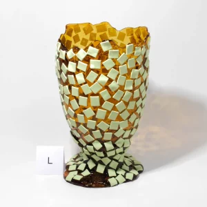 Rock Vase - Clear Amber, Mint
