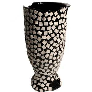 Rock Vase - Matt Black, White