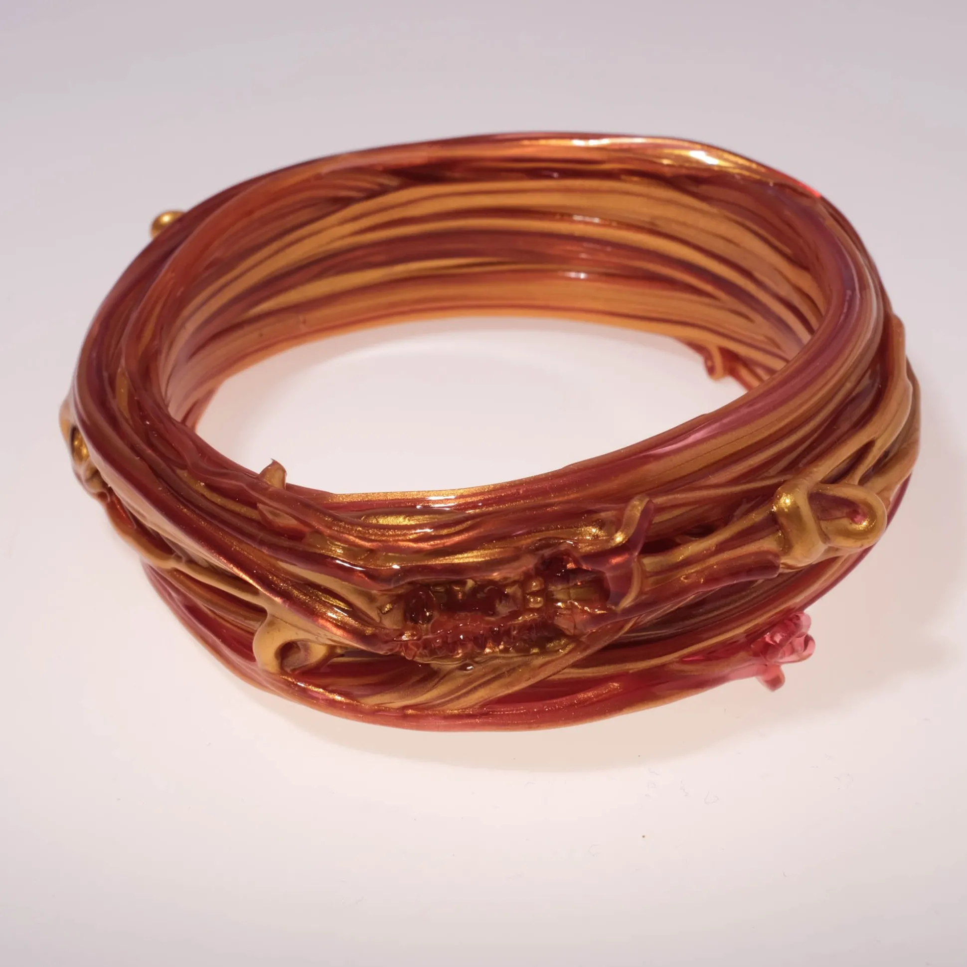 spaghetti_bracelet__gold__1-1.webp Spaghetti Bracelet - Gold And Clear Fuchsia