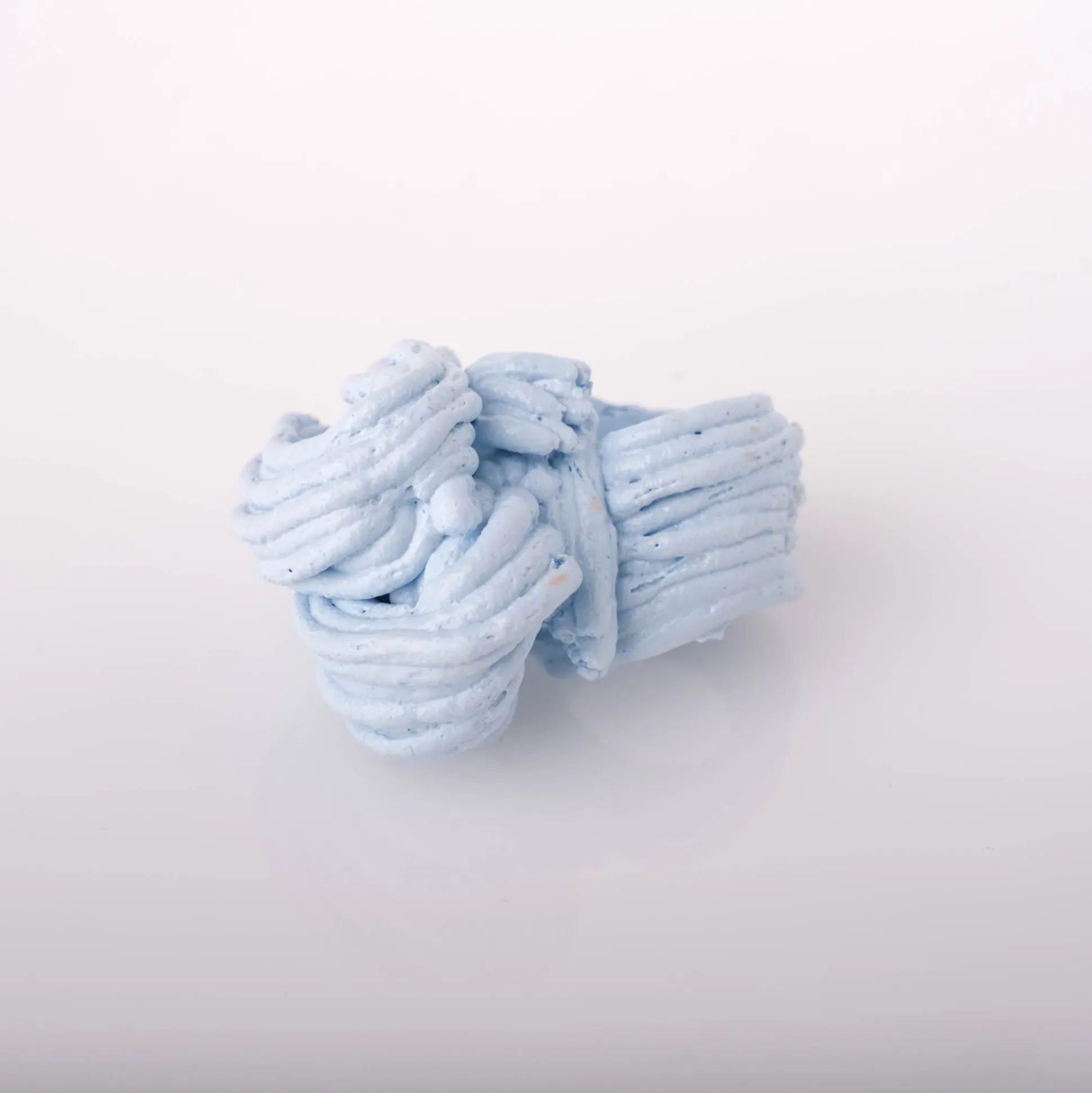 spaghetti_ring__matt_past_3.webp Spaghetti Ring - Matt Pastel Blue