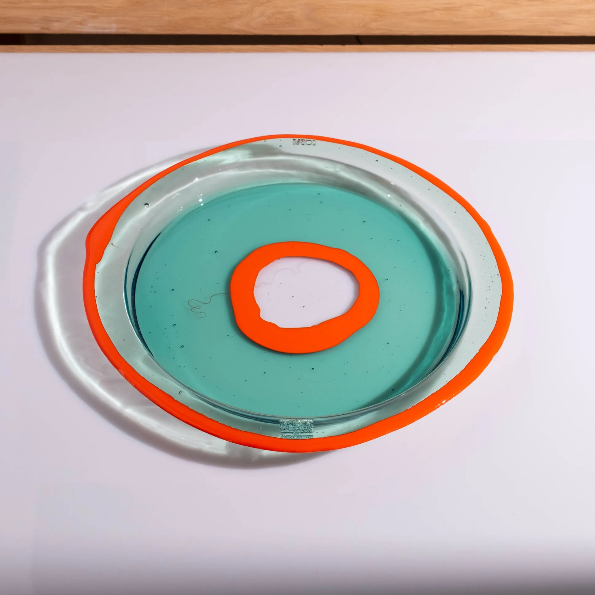 try_tray_round__clear_aqu_1-1.webp Try Tray Round - Clear Aqua And Matt Orange