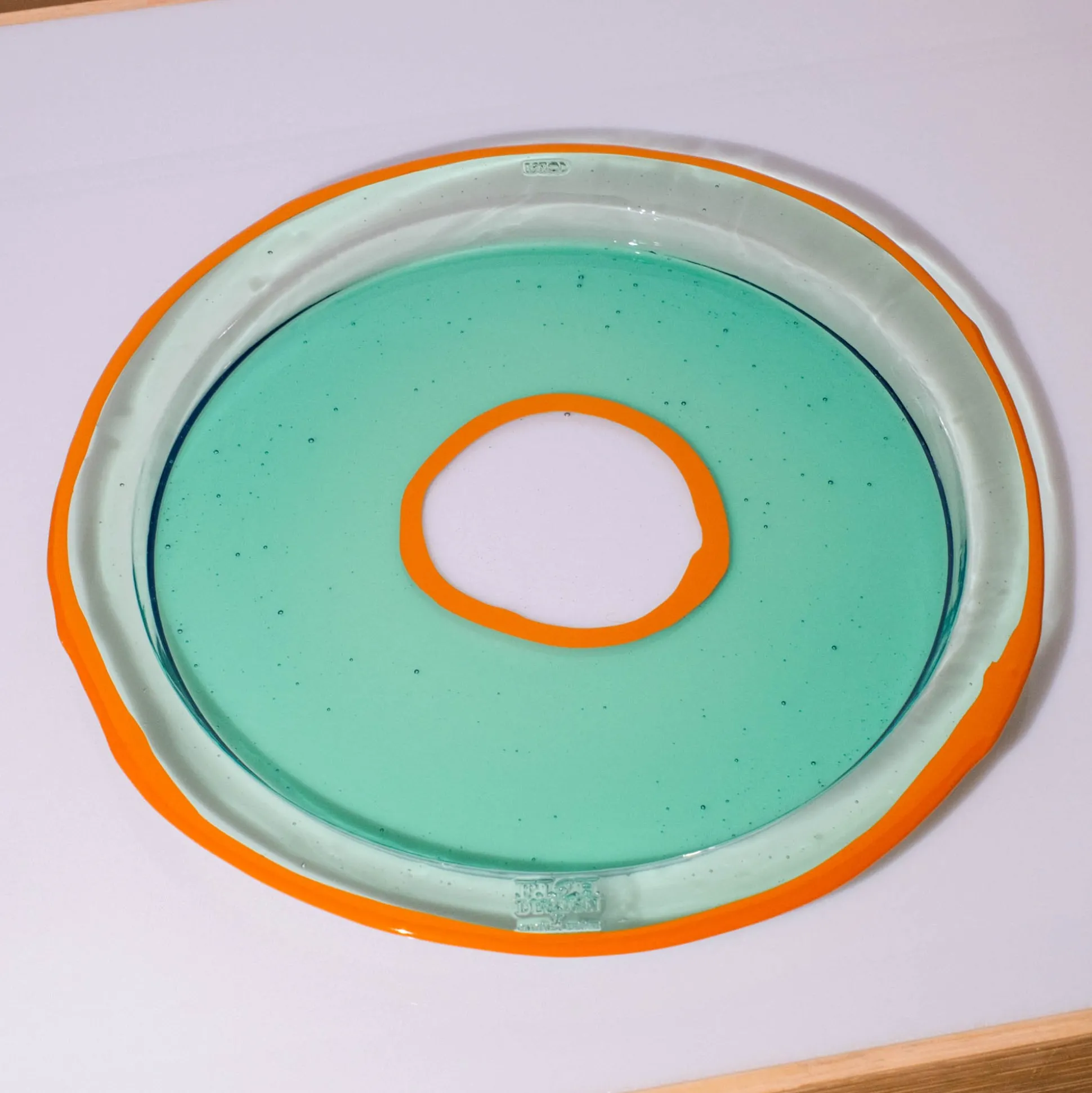 try_tray_round__clear_aqu_5.webp Try Tray Round - Clear Aqua, Ochre